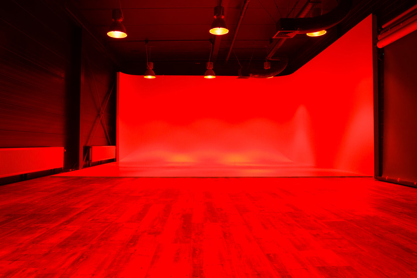 Studio plain